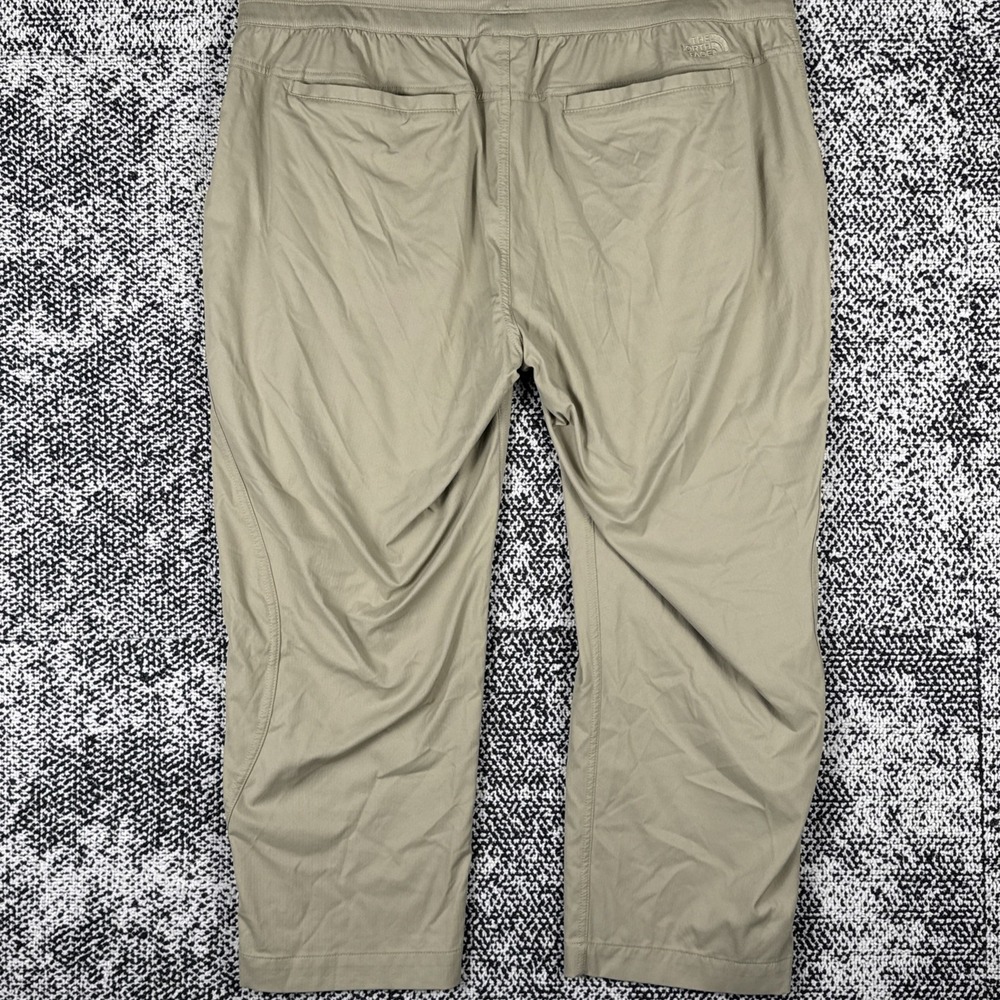 North Face Cropped Activewear Pants Women XL Beige Hike Camp Gorpcore Drawstring - Picture 3 of 12